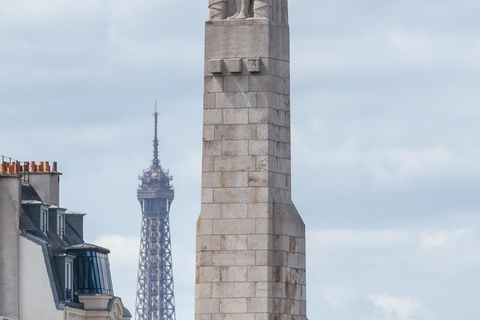 Paris: Private Seine River Cruise Paris: Private Seine River Cruise with Guide