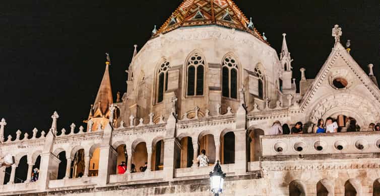 Budapest: Buda Castle District Vampires and Myths Night Tour photo 15