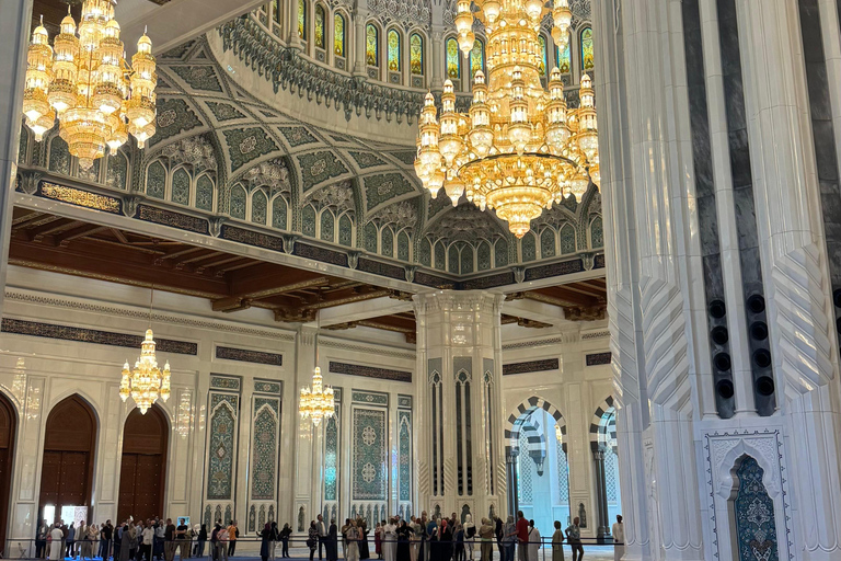 Understanding Oman – Cultural city tour in German in Muscat.