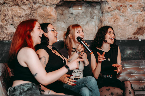 Krakau: Kneipentour am Tag mit 1 Stunde offener Bar &amp; KaraokeKrakau: Kneipentour am Tag mit 1 Stunde offener Bar und Karaoke