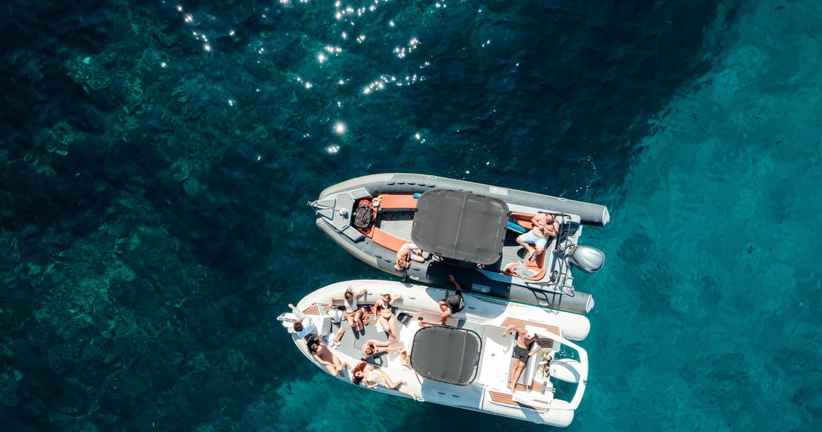 Au départ de Marseille : Tour en bateau des îles du Frioul | GetYourGuide
