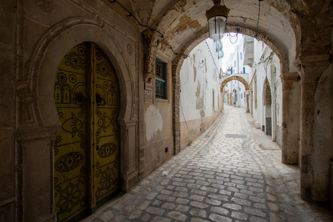 Tunis: Bardo Museum & Medina Storytelling Tour with Lunch