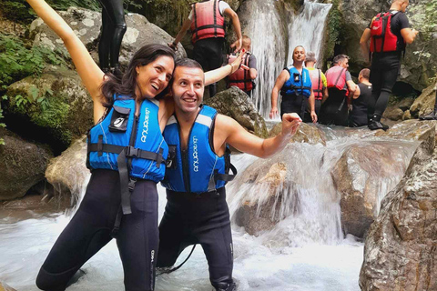 萨拉热窝塔拉河漂流一日游（含午餐