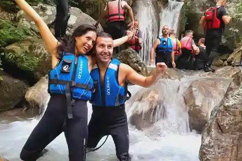 Sarajevo: Tara River Rafting Tagesausflug mit Mittagessen