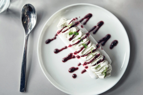 Paris: Eiffel Tower Dining, Gustave Menu at Madame Brasserie Eiffel Tower Madame Brasserie early evening dinner