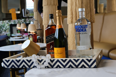 Miami: Sunset Cruise with Open Bar & Skyline Views