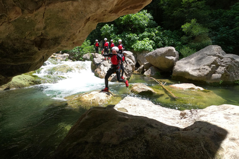 Split/Zadvarje: Cetina River Canyoning with Certified Guides Without transfer: meet us at our adventure center