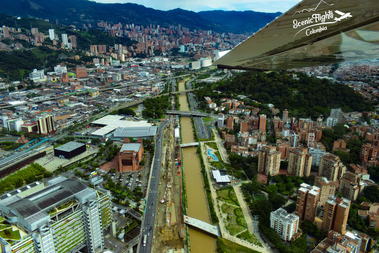 Guatapé: Voo em avião particular