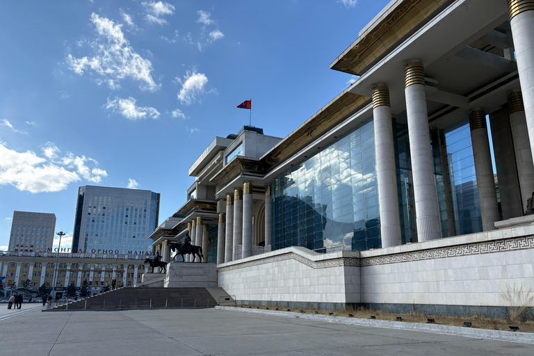 Ulaanbaatar: Private Custom City Tour with Historian Guide