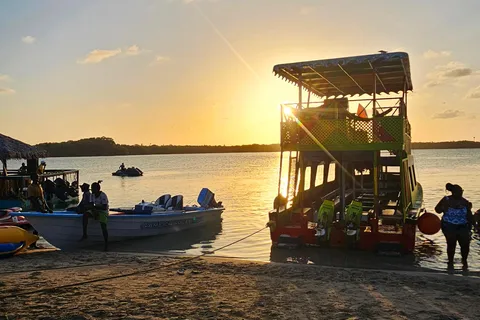 Tobago: Nylon Pool Rum Punch Sunset Cruise