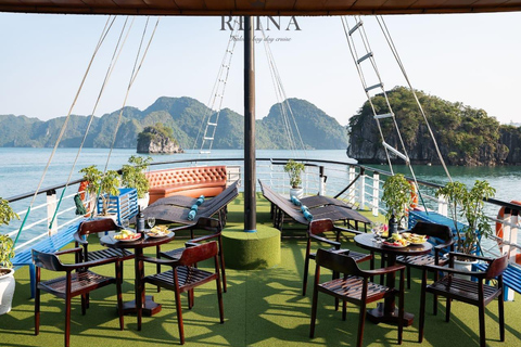 Halong Bay: Full-Day 4-Star Experience with KayakingPick up from Hanoi