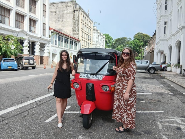 Colombo: privéstadstour met lokale culinaire tour per tuktuk