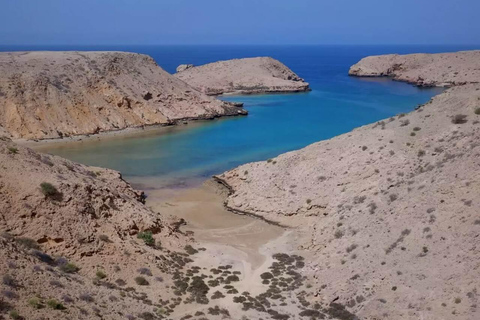 Muscat: Bandar Khairan Boat Trip with Snorkeling and Snacks