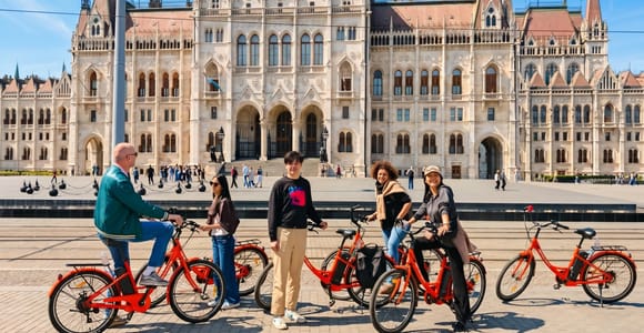 Budapest: Historical Tour of Iconic Sights by Bike or E-Bike