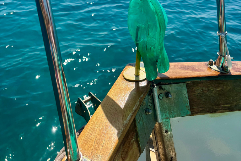 Golfe-Juan: Discover the Zafiro, a historic boat of the French Riviera