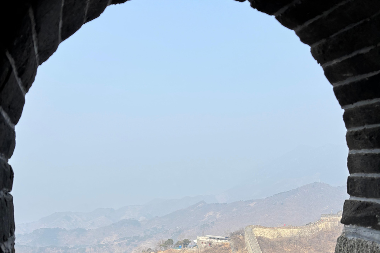 Beijing: Mutianyu Great Wall & Changling Tomb Private Tour transfer to Mutianyu Greatwall with tickets