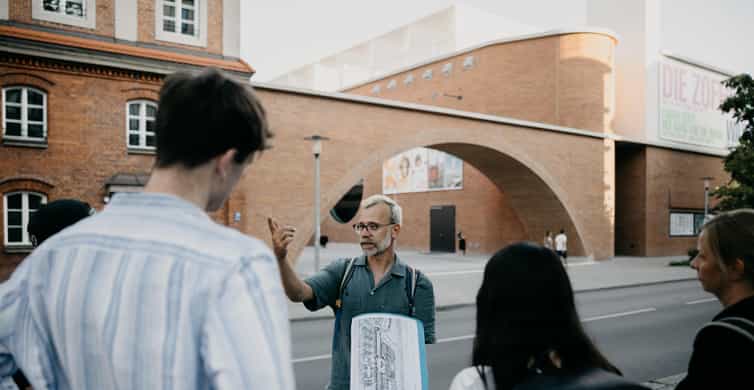 Hidden Architectural Gems of Munich (Max. 16 guests) photo 4