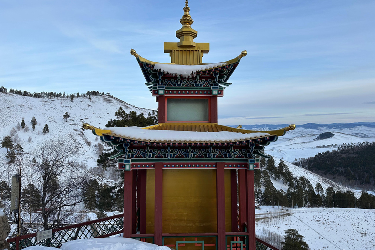 Aglag Temple: Hike to Garid Peak and rocky outcrops