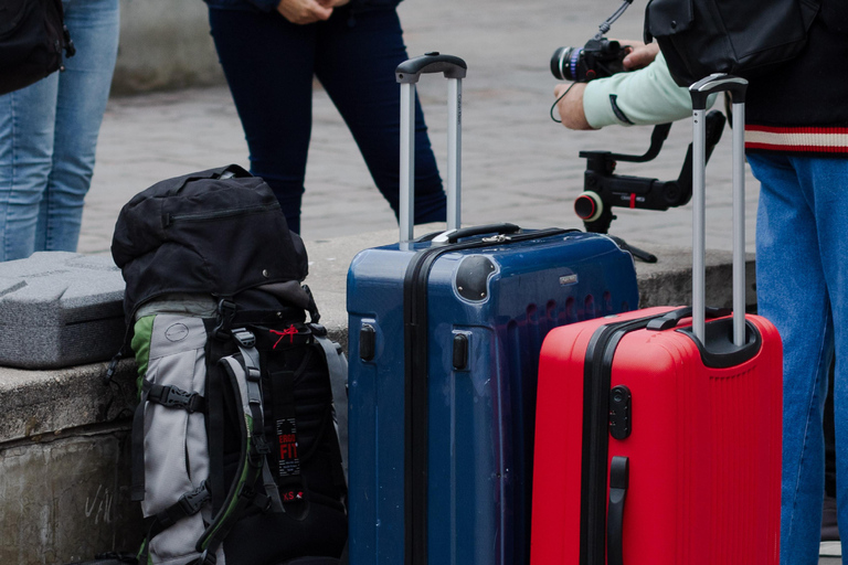 Bogotà: Deposito bagagli vicino all&#039;aeroporto