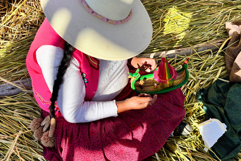 Uros & Taquile: Culture, Textiles & Photography