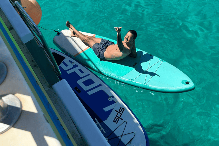 Ibiza: excursão de barco de dia inteiro a Formentera com almoço e mergulho com snorkel