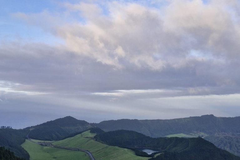 Sete Cidades and Lagoa do Fogo: tour of iconic lagoons and viewpoints