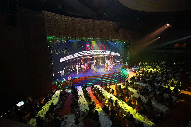 RIO: ROXY DINNER SHOW: DINNER AND A SHOW THAT HUGS