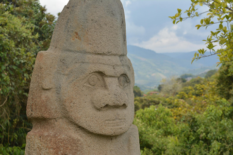 علم الآثار النقي: Tierradentro وSan Agustín (4D/3N)