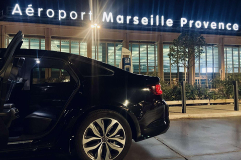 Val D&#039;isere: Private Transfer to Lyon LYS Airport