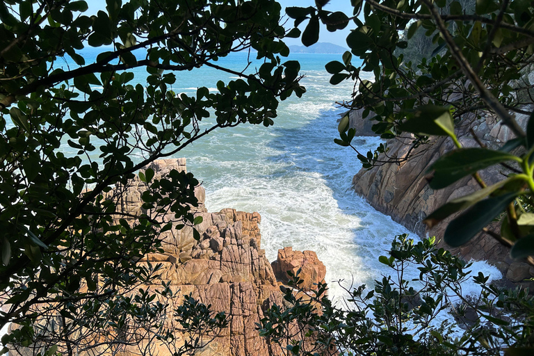 Ubatuba – Trilha Gruta do Pirata