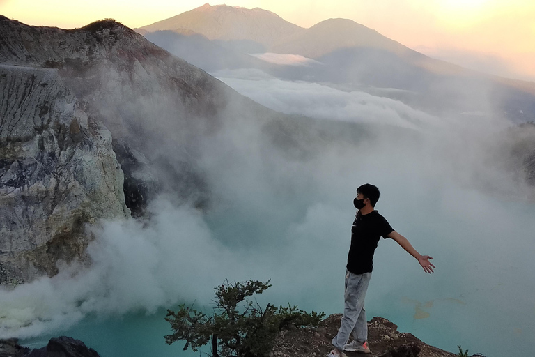 Yogyakarta: Tour del Monte Bromo e del Vulcano Ijen con alloggioTour privato tutto incluso