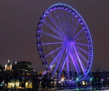 Montreal: Small Group Night Tour with La Grande Roue Entry