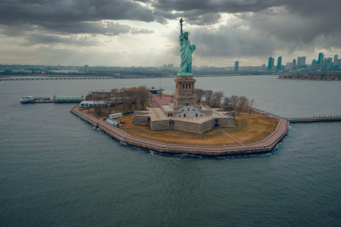 NYC: Statue of Liberty, Ellis Island, and Ground Zero Tour