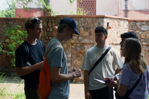 Delhi: Sunder Nursery Walking Tour with Side Quests Delhi: Sunder Nursery Guided Walking Tour