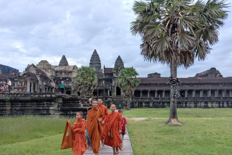 Cambodia: 7-Day Cycling Tour from Phnom Penh to Siem Reap