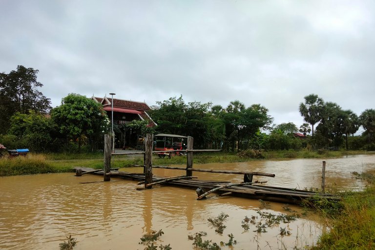 Dia inteiro: Comboio de bambu original, Wat Banan, Phnom Sampov