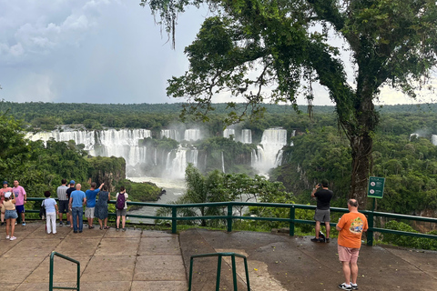 Bird Park and Brazilian Falls (Foz do Iguaçu) Bird Park, Iguazu Falls – Brazil Side (Foz do Iguaçu)