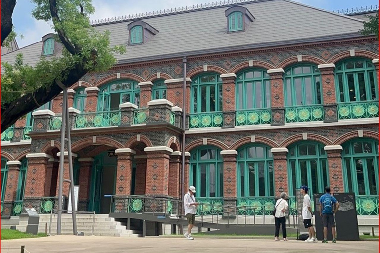Séoul : visite à pied du patrimoine du palais DeoksugungVisite privée avec guide historique anglophone