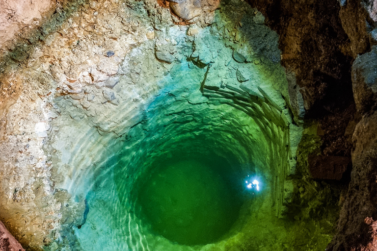 Budapest: recorrido a pie por las cuevas del castillo de Buda