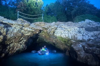 Pula: Transparente Glow-Kajak-Tour unter den Sternen