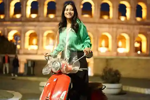 Rome : Visite nocturne en Vespa avec Aperol Spritz & Photos