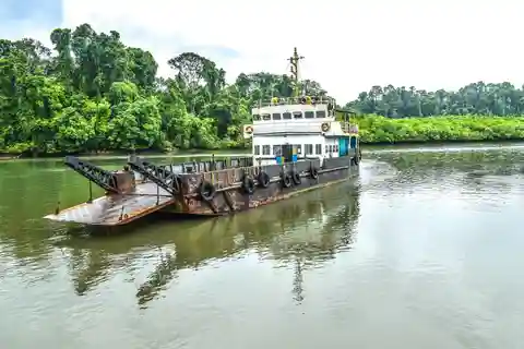 Andaman Island: Day Tour to Baratang Island