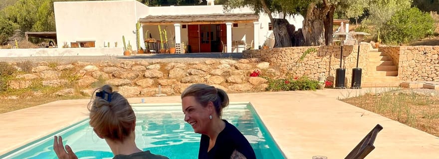 Retraite d'une demi-journée à Ibiza : yoga, relaxation et bain sonore