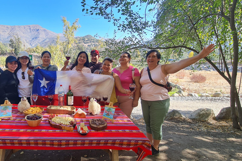 Aventure dans les Andes : Circuit Cajon del Maipo + Termas ColinasAventure dans les Andes : Tour Cajon del Maipo + Termas Colinas