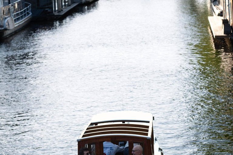 Amsterdam: Hidden Gems Canal Cruise Small Group Shared - Hidden Gems Canal Cruise