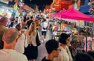 Bangkok-Tour in kleiner Gruppe: Streetfood, Märkte und Tempel