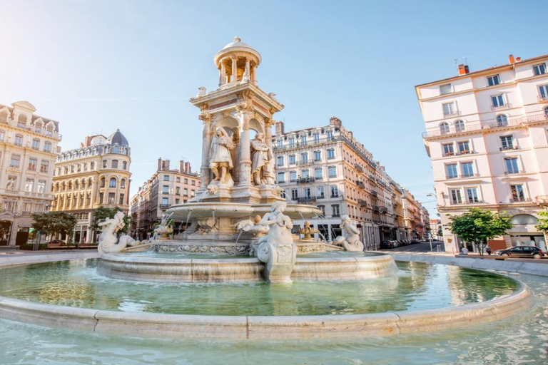 Discover Lyon: Historical Walking Tour with a Local Guide
