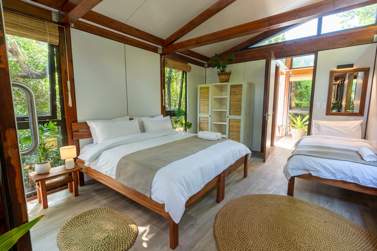 From Maputo: 2-Day Safari & Ocean Hideaway at Maputo Reserve