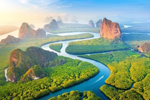 Private James Bond Island Speedboat Tour with Canoeing