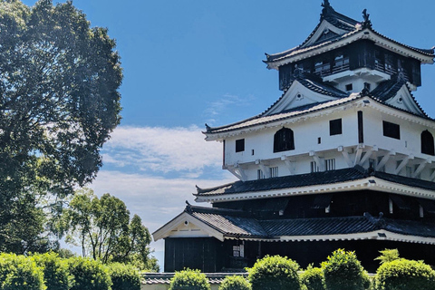 Iwakuni Tour: Kintaikyo Bridge, Castle Town & Seal Engraving